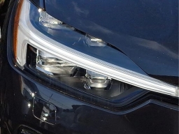 Volvo XC60 Plus B5 AWD 2026