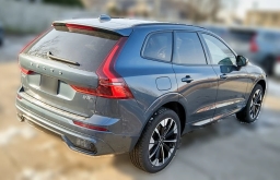 Volvo XC60 Plus B5 AWD 2026