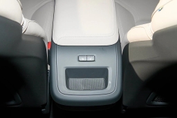 Volvo XC60 Plus B5 AWD 2026