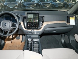 Volvo XC60 Plus B5 AWD 2026