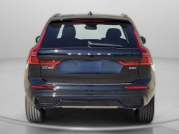 Volvo XC60 Plus B5 AWD 2026