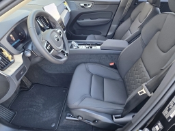 Volvo XC60 Plus B5 AWD 2026