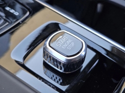 Volvo XC60 Plus B5 AWD 2026