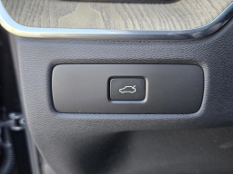 Volvo XC60 Plus B5 AWD 2026