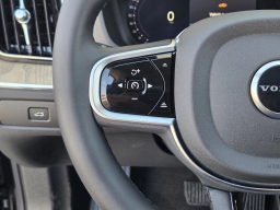 Volvo XC60 Plus B5 AWD 2026