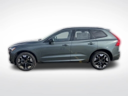 Volvo XC60 Plus B5 AWD 2026