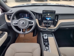 Volvo XC60 Plus B5 AWD 2026