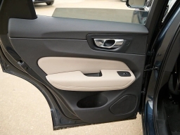 Volvo XC60 Plus B5 AWD 2026