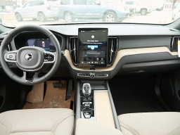 Volvo XC60 Plus B5 AWD 2026