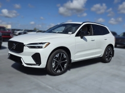 Volvo XC60 Plus B5 AWD 2026