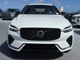 Volvo XC60 Plus B5 AWD 2026