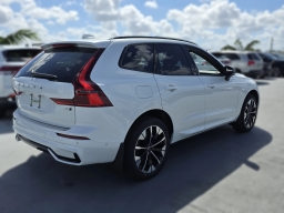 Volvo XC60 Plus B5 AWD 2026