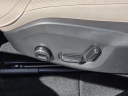 Volvo XC60 Plus B5 AWD 2026