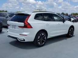 Volvo XC60 Plus B5 AWD 2026