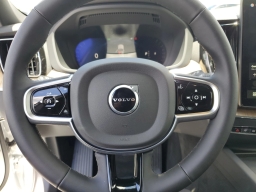 Volvo XC60 Plus B5 AWD 2026