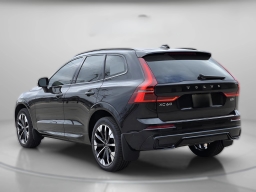 Volvo XC60 Plus B5 AWD 2026
