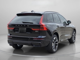 Volvo XC60 Plus B5 AWD 2026