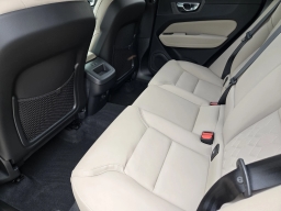 Volvo XC60 Plus B5 AWD 2026