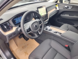 Volvo XC60 Plus B5 AWD 2026