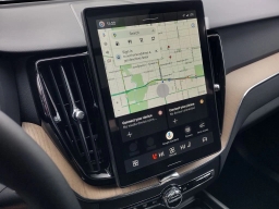 Volvo XC60 Plus B5 AWD 2026