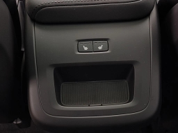 Volvo XC60 Plus B5 AWD 2026