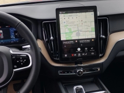 Volvo XC60 Plus B5 AWD 2026