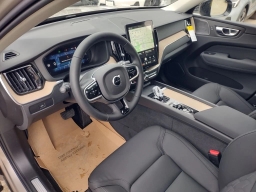 Volvo XC60 Plus B5 AWD 2026