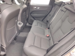 Volvo XC60 Plus B5 AWD 2026