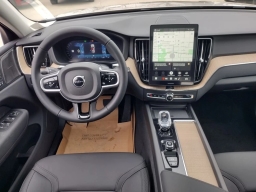 Volvo XC60 Plus B5 AWD 2026