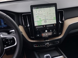 Volvo XC60 Plus B5 AWD 2026