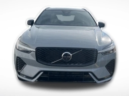 Volvo XC60 Plus B5 AWD 2026