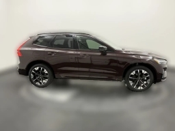 Volvo XC60 Plus B5 AWD 2026