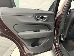 Volvo XC60 Plus B5 AWD 2026