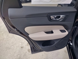 Volvo XC60 Plus B5 AWD 2026