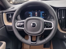 Volvo XC60 Plus B5 AWD 2026