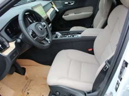 Volvo XC60 Plus B5 AWD 2026