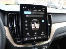 Volvo XC60 Plus B5 AWD 2026