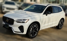 Volvo XC60 Plus B5 AWD 2026