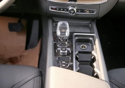 Volvo XC60 Plus B5 AWD 2026