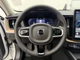 Volvo XC60 Plus B5 AWD 2026