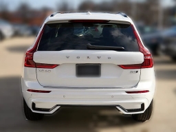 Volvo XC60 Plus B5 AWD 2026