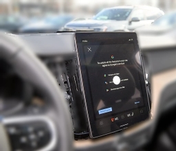 Volvo XC60 Plus B5 AWD 2026