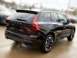 Volvo XC60 Plus B5 AWD 2026