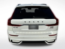Volvo XC60 Ultra Black Edition B5 AWD 2026