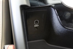 Volvo XC60 Core B5 AWD 2026