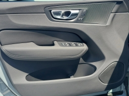 Volvo XC60 Core B5 AWD 2026