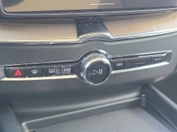 Volvo XC60 Core B5 AWD 2026