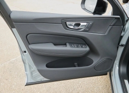 Volvo XC60 Core B5 AWD 2026