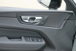 Volvo XC60 Core B5 AWD 2026