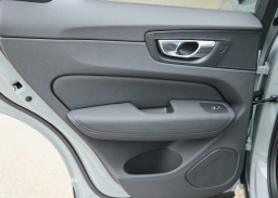 Volvo XC60 Core B5 AWD 2026